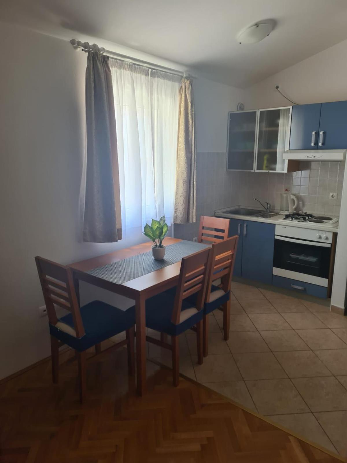 Apartmani Katarina Makarska Buitenkant foto