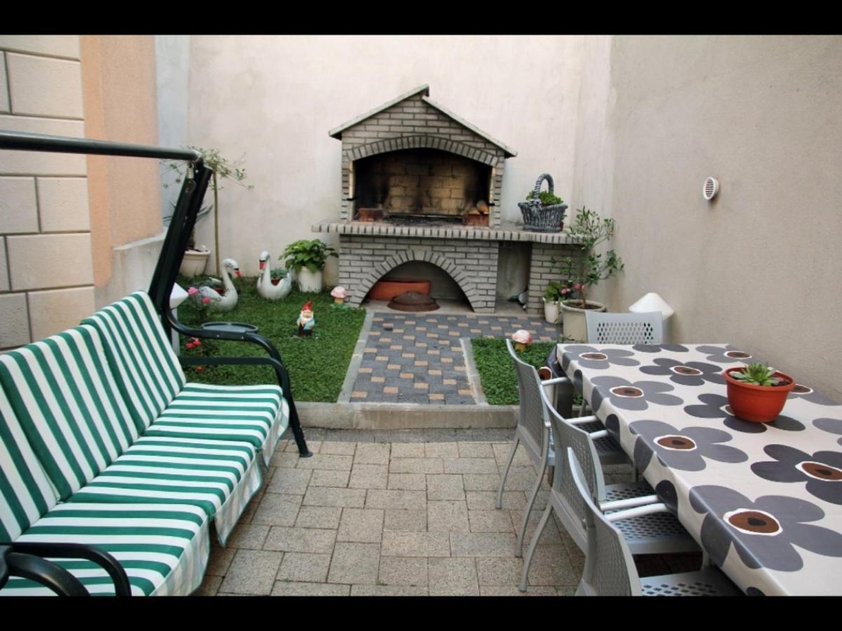 Apartmani Katarina Makarska Buitenkant foto